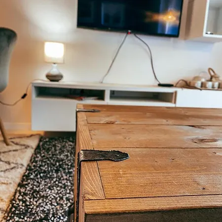 Salt Lake Apartman شيوفوك